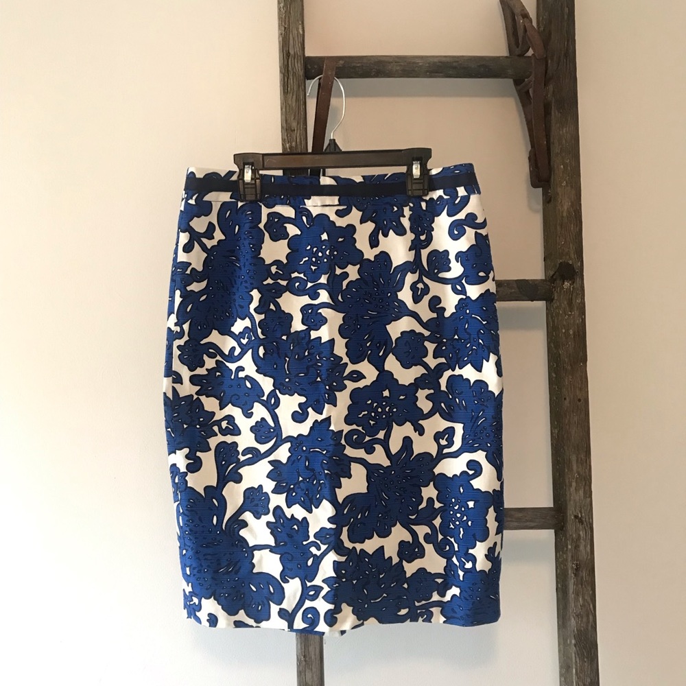 2 for $30 Boden Blue/White Floral Print Pencil Skirt